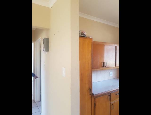 2 BEDROOM PROPERTY TO RENT IN RANDPOORT